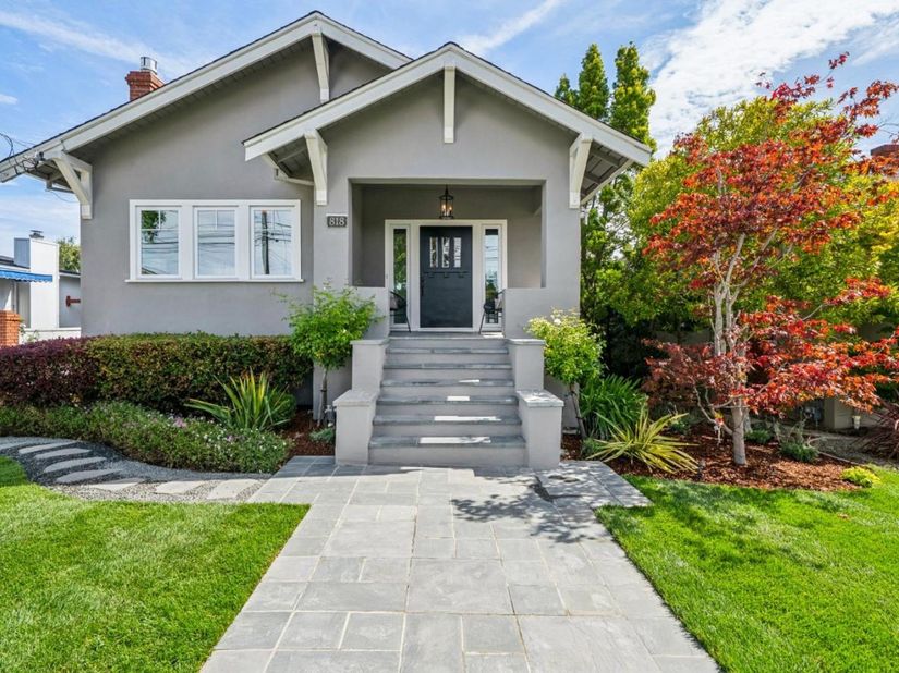 818 Crossway Road, Burlingame CA 94010