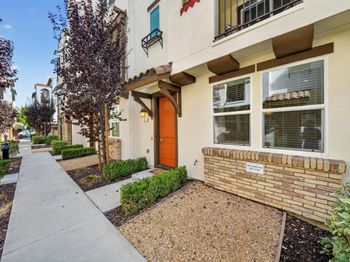 2731 Viterbo Court