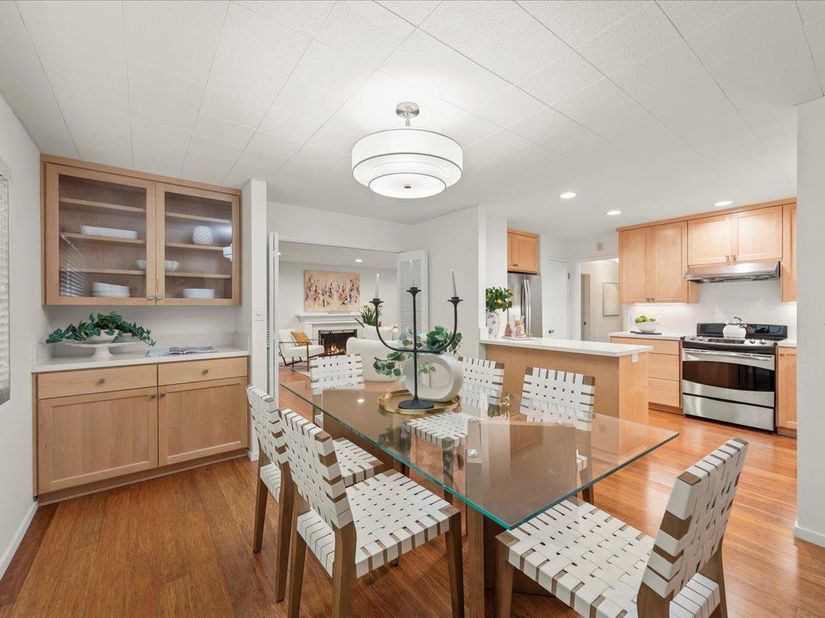 600 Pennsylvania Avenue 10, Los Gatos CA 95030