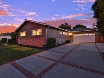 1060 Wallace Drive
