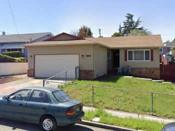 22523 Northview Drive