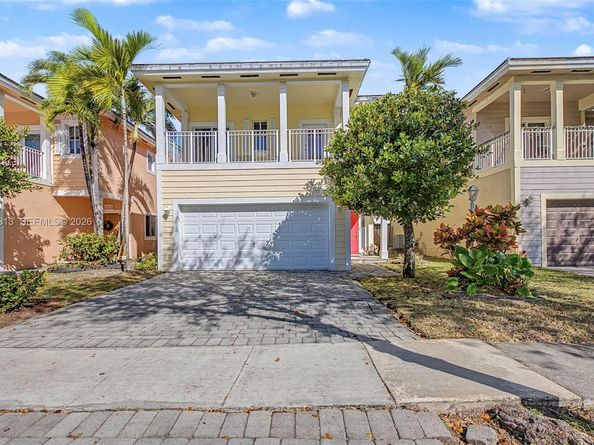 3367 NE 3rd Dr, Homestead FL 33033