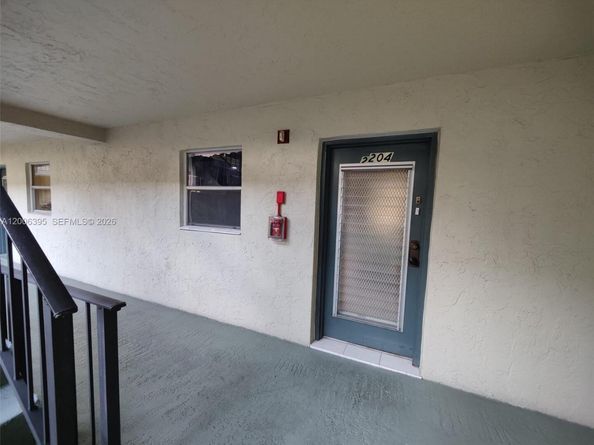 1810 N Lauderdale Ave 2204, North Lauderdale FL 33068