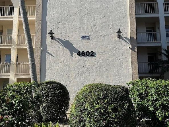 4602 Martinique Way A2, Coconut Creek FL 33066