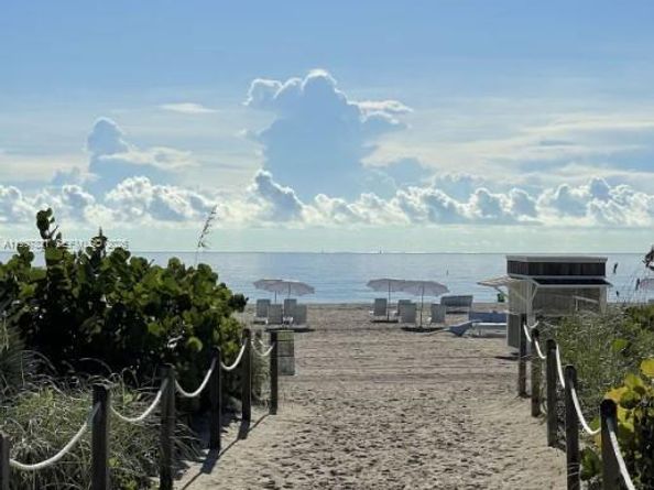 335 Ocean Dr 214, Miami Beach FL 33139