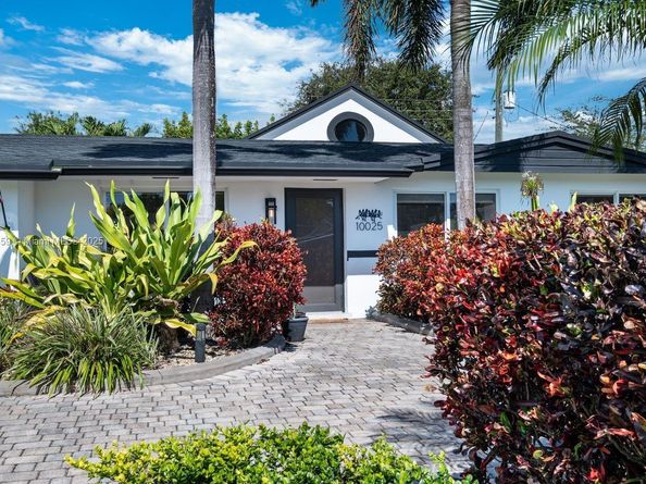 10025 SW 83rd St, Miami FL 33173