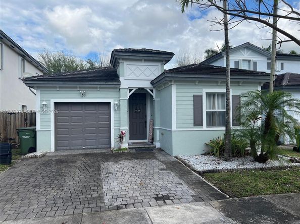 195 NE 36th Ter, Homestead FL 33033