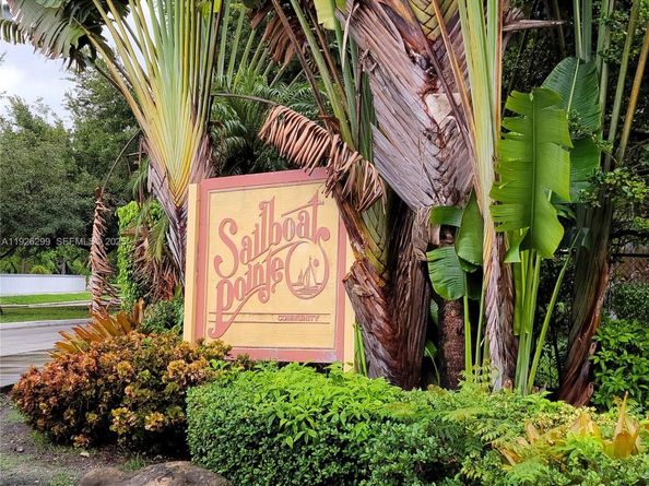 2420 NW 33rd St 1011, Oakland Park FL 33309