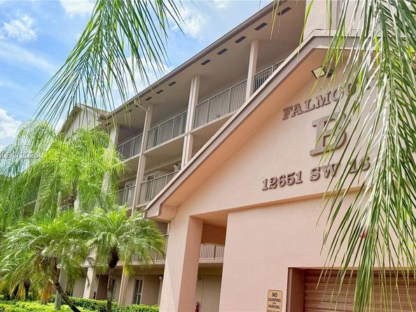 12651 SW 16th Ct 202B, Pembroke Pines FL 33027