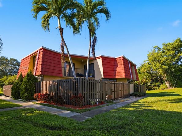 23024 Oxford Pl C, Boca Raton FL 33433