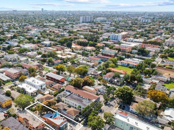 1436 SW 3rd St, Miami FL 33135