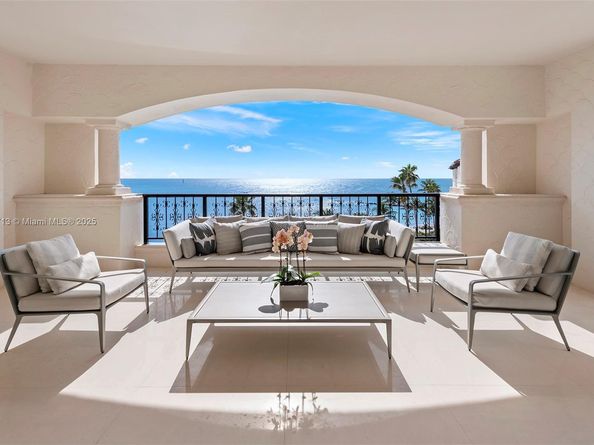 7966 Fisher Island Dr 7966, Miami Beach FL 33109