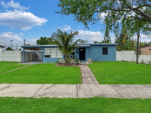 1449 NE 51st St, Pompano Beach FL 33064