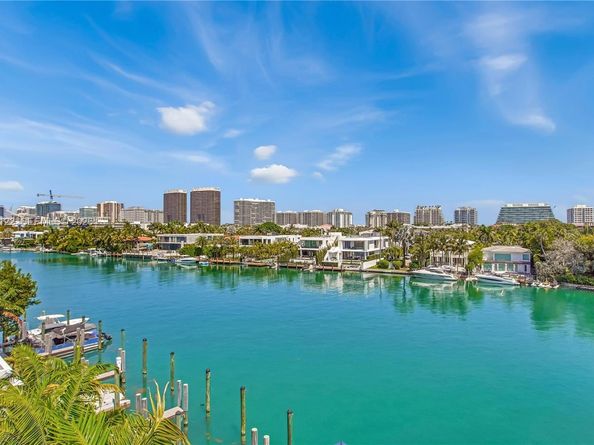 Undisclosed Address #A12000122, Bay Harbor Islands FL 33154