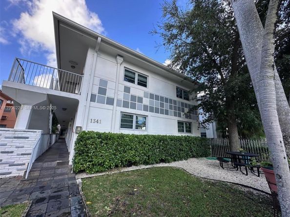 1341 15th St 106, Miami Beach FL 33139