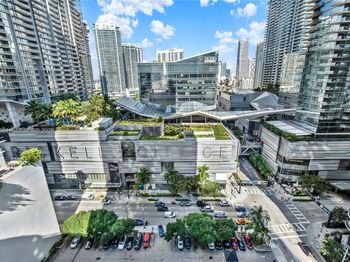 45 SW 9th St