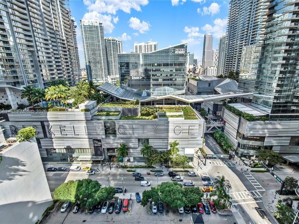 45 SW 9th St 1609, Miami FL 33130
