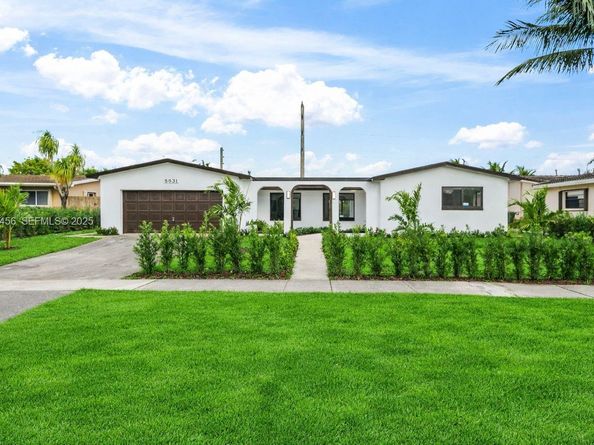 8631 NW 24th Court, Pembroke Pines FL 33024