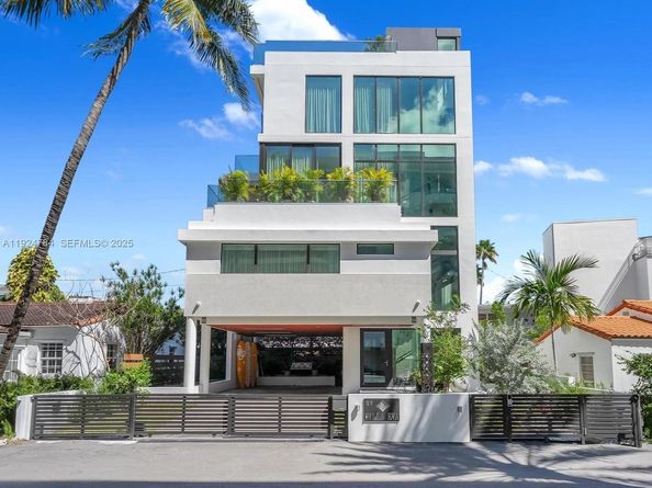 11 Century Lane, Miami Beach FL 33139