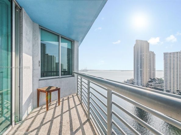 325 S Biscayne Blvd 621, Miami FL 33131