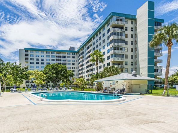 4330 Hillcrest Dr 716, Hollywood FL 33021