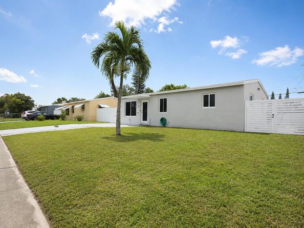 807 Handy Ave Avenue, West Palm Beach FL 33401