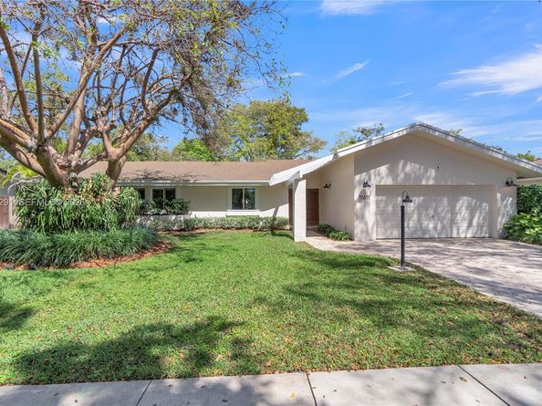 11611 SW 106th Ter, Miami FL 33176