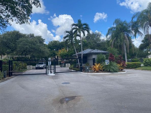 4145 Cypress Reach Ct 103, Pompano Beach FL 33069