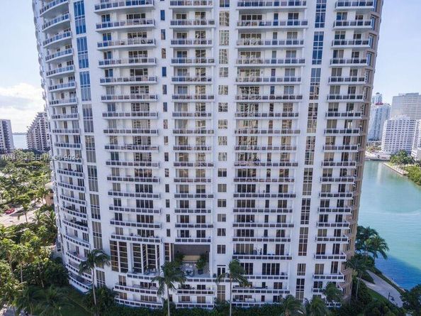 901 Brickell Key Blvd 705, Miami FL 33131