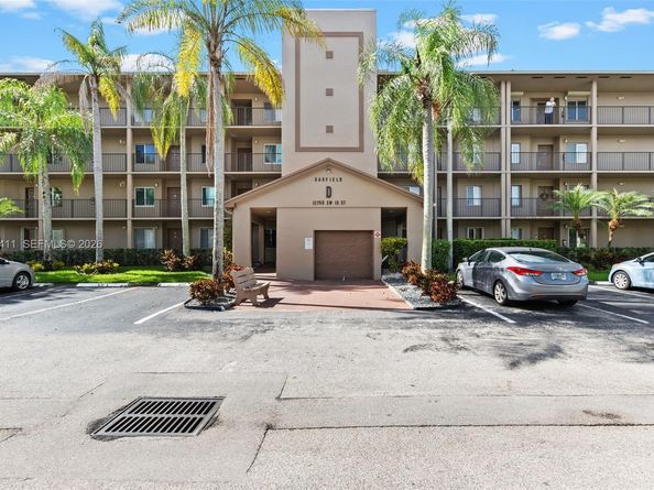 1151 SW 128th Ter 104D, Pembroke Pines FL 33027