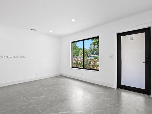 1136 Tennessee Ave, Fort Lauderdale FL 33312