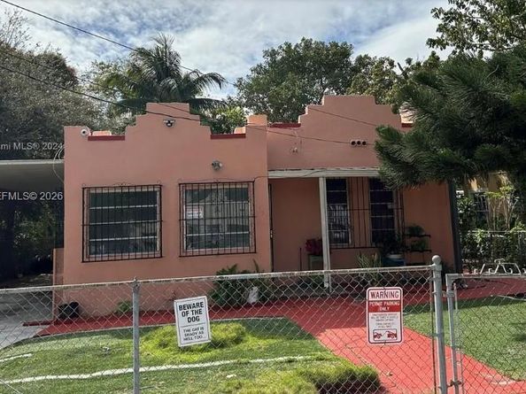 1328 NW 31st St, Miami FL 33142