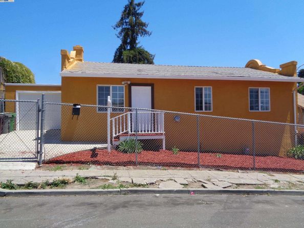 2122 E 25Th St, Oakland CA 94606