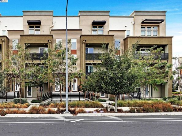 5422 Arnold Rd, Dublin CA 94568