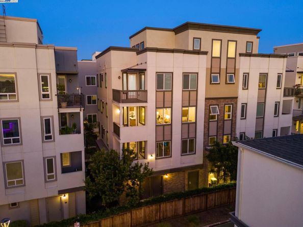 1421 Nightshade Rd 31, Milpitas CA 95035