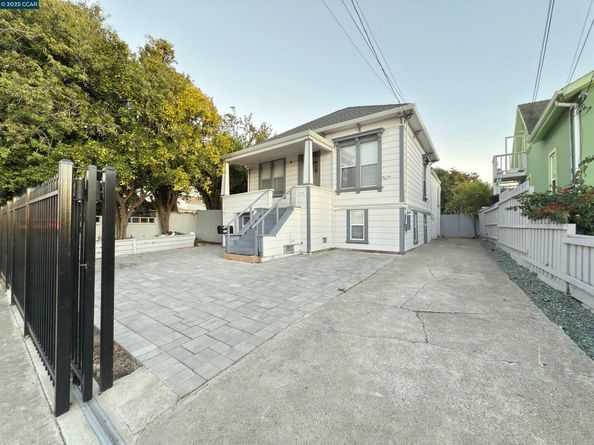 Undisclosed Address #41116509, San Leandro CA 94577