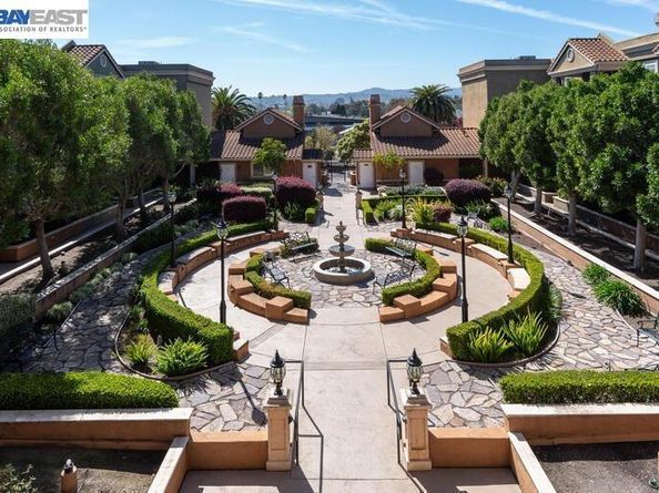 401 S Norfolk St 216, San Mateo CA 94401