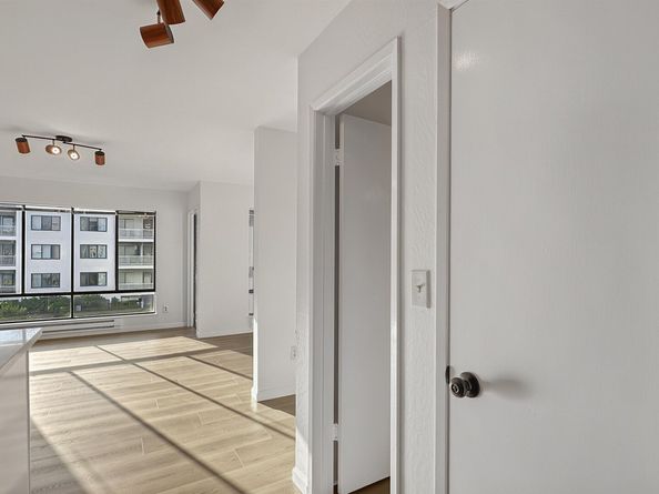 4 Anchor Drive F331, Emeryville CA 94608