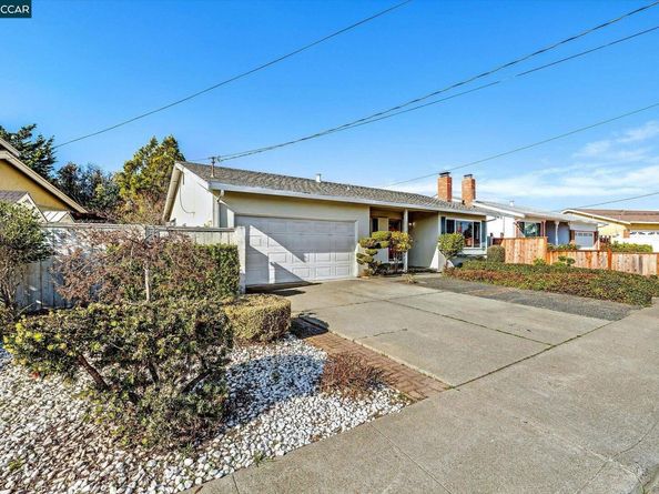 2075 Costa Ct, Pinole CA 94564