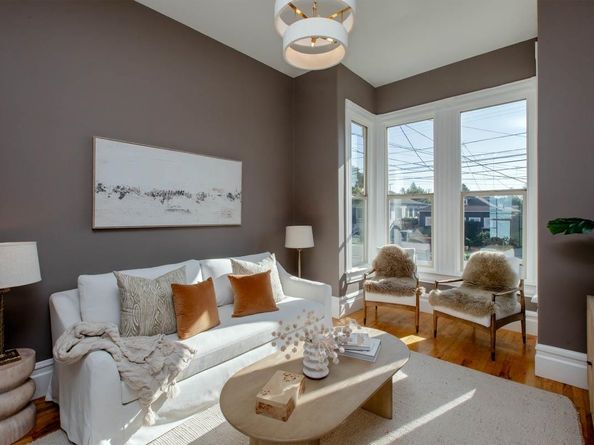 1211 Santa Clara Ave, Alameda CA 94501