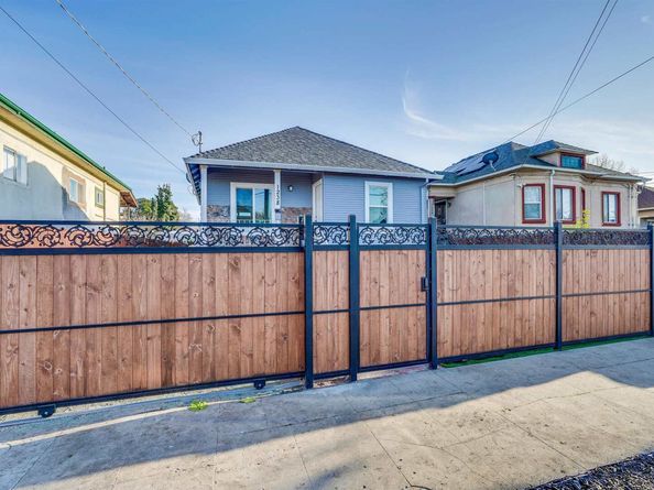 1238 97th Avenue, Oakland CA 94603