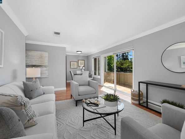 825 Oak Grove Rd 46, Concord CA 94518