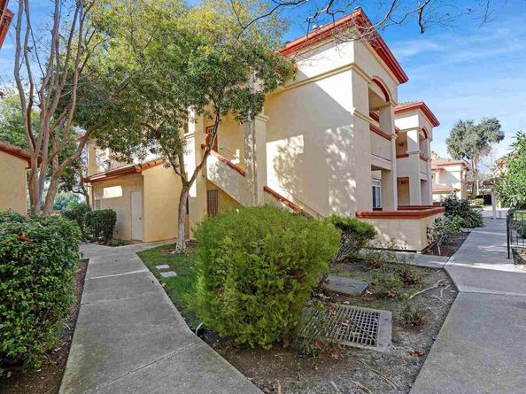 7016 Stagecoach Rd G, Dublin CA 94568