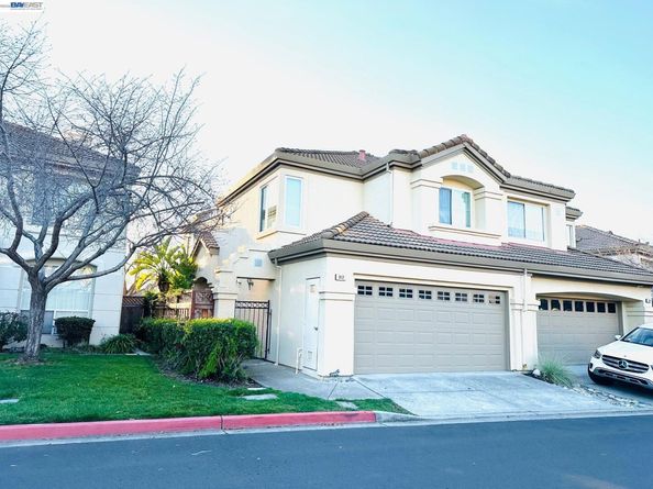 912 Vista Pointe Dr, San Ramon CA 94582