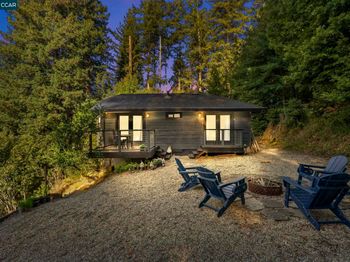 2165 Upper Scenic Dr