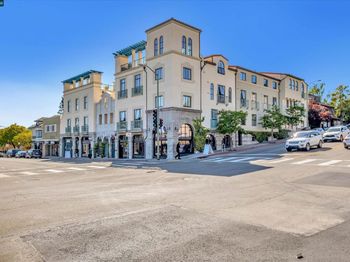 4395 Piedmont Ave