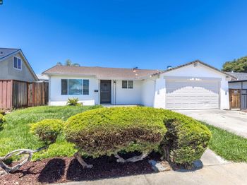 3213 San Luces Way