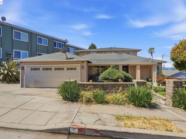 24025 2Nd St, Hayward CA 94541