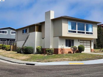 110 Sunshine Dr