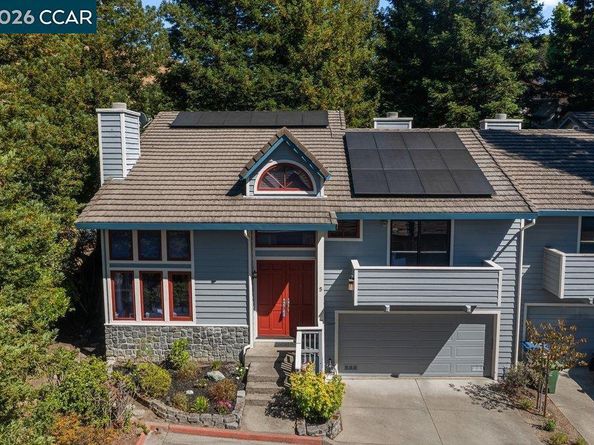 5 Via Barcelona, Moraga CA 94556